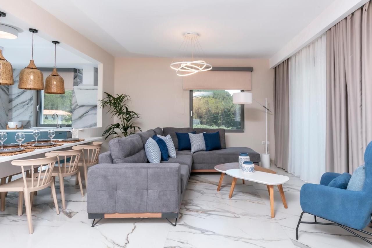 Pachis Escape Suites מראה חיצוני תמונה