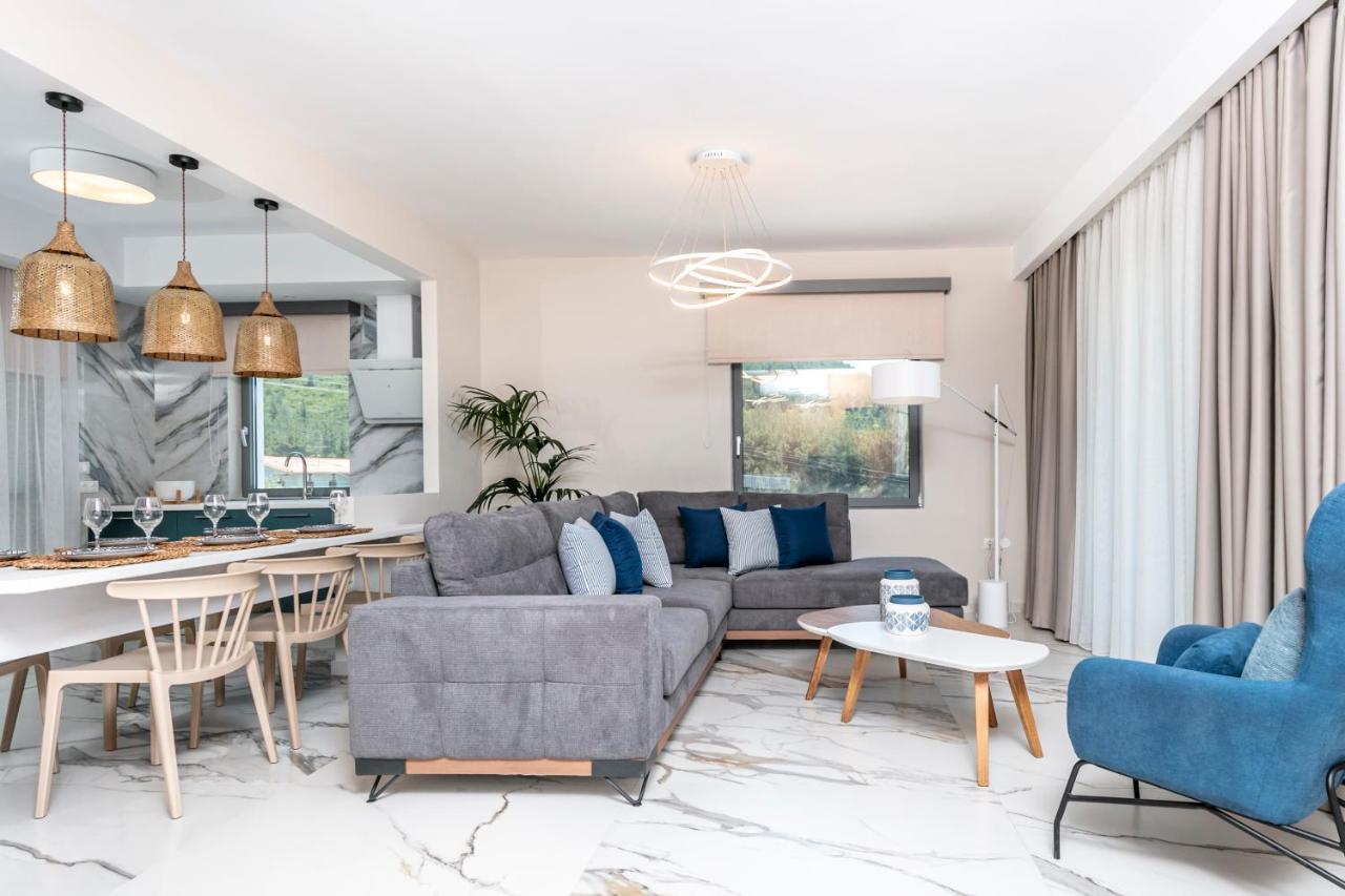 Pachis Escape Suites מראה חיצוני תמונה